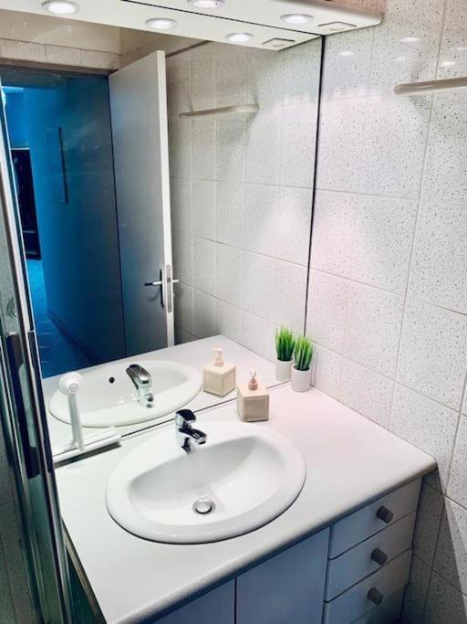 Tour De L'Europe, En Plein Centre Avec Parking. Apartment Mulhouse Ngoại thất bức ảnh
